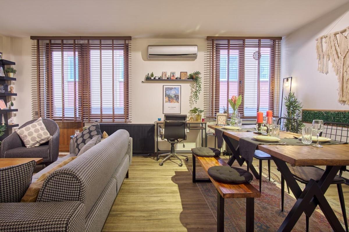 Lovely&modern Penthouse In The Heart Of Sisli! Daire İstanbul